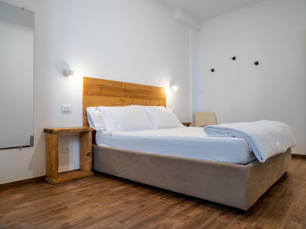 Oasi Da Vinci Lejlighedshotel Tignale Eksteriør billede