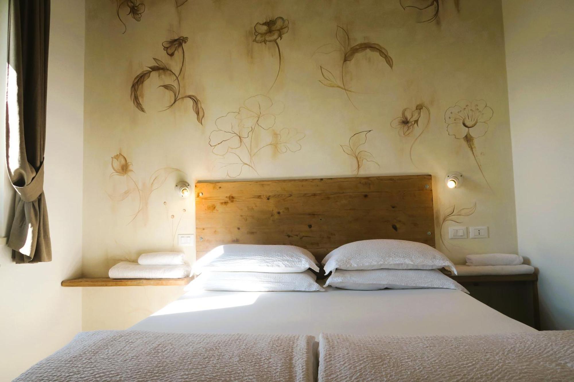 Oasi Da Vinci Lejlighedshotel Tignale Eksteriør billede